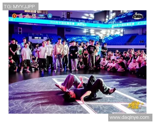 武汉街舞盛宴：深入了解武汉街舞队的热情与节奏之旅